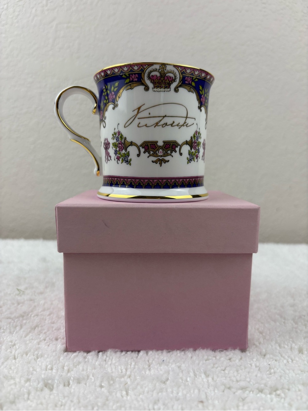 Royal Collection Trust Queen Victoria Commemorative Mug-English Fine Bone China